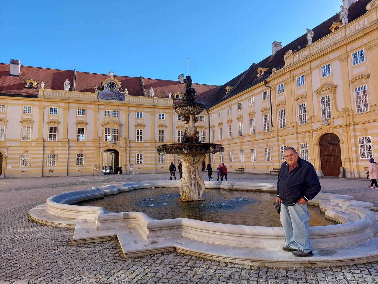 Melk-Abbey-18-fountain.jpg